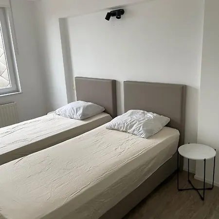 Caroline Cherie Middelkerke